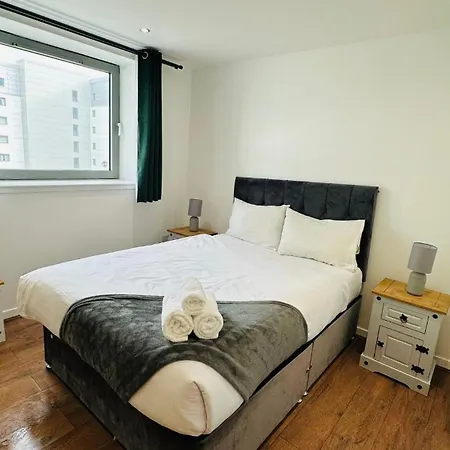 Britannia Эдинбург