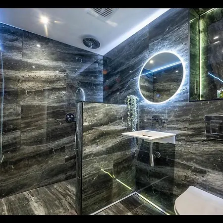 Royal Mile 2bedroom Apartament *