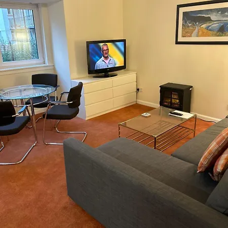 Anne House, Royal Mile