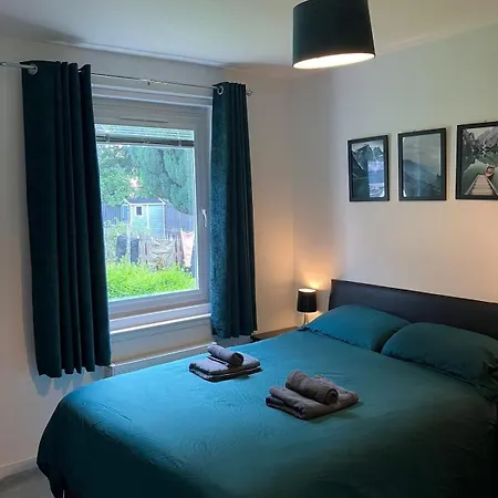 1 Bed Flat Near Murrayfield 아파트