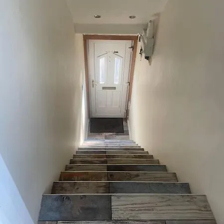 Break Apartment