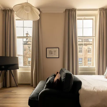 Hotel Moment George Iv Bridge