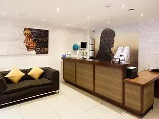 Staycity West End 4* Edinburg