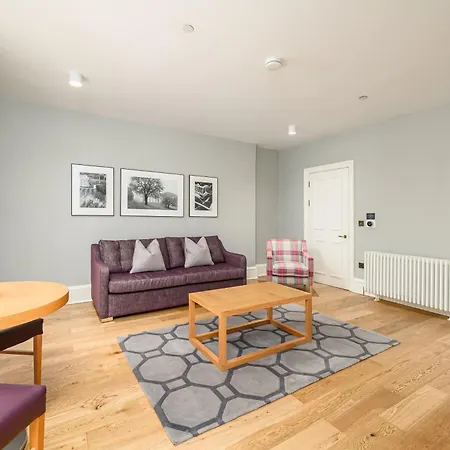 苏格兰迪斯提尼公寓 - 酿酒屋