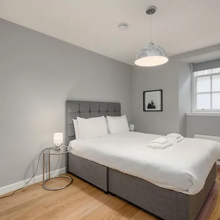 Destiny Scotland At Canning Street Lane Edimburgo