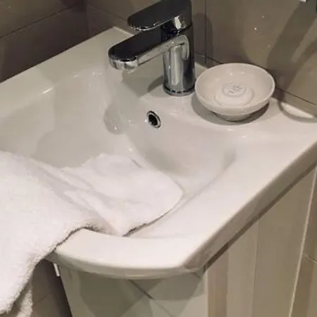 Joivy Warm & Welcoming Flat Near Castle Appartement Édimbourg