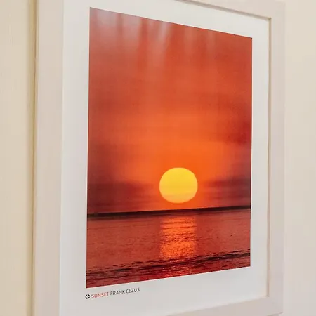 Delightful Ground Floor Newington Flat