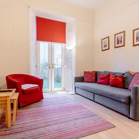 公寓 Delightful Ground Floor Newington Flat