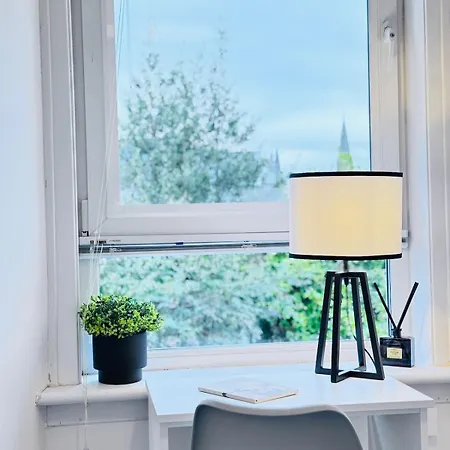 Elegant Centre Edinburg