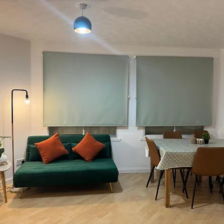 Central Home Near Edinburgh Castle With Free Private Parking
