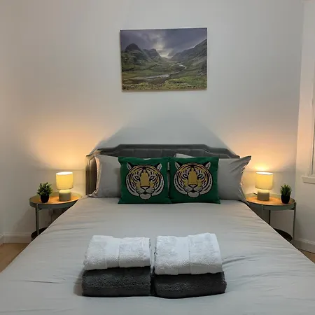 Daire Cozy Flat Near Castle And With Free Private Parking *