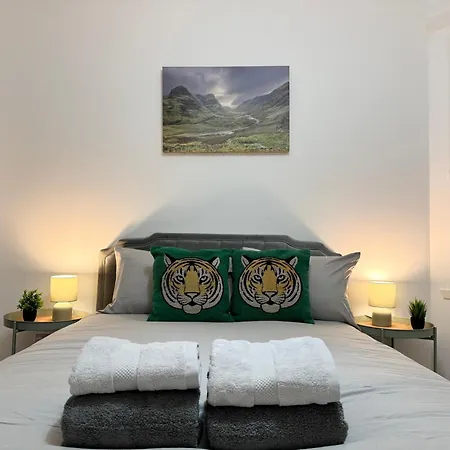 شقة Cozy Flat Near Castle And With Free Private Parking إدنبرة