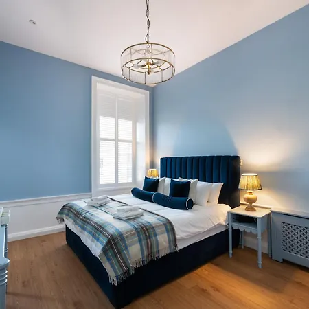 No. 53 Frederick Street Guest house