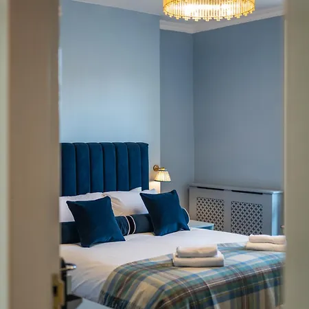 No. 53 Frederick Street 3* Edinburgh