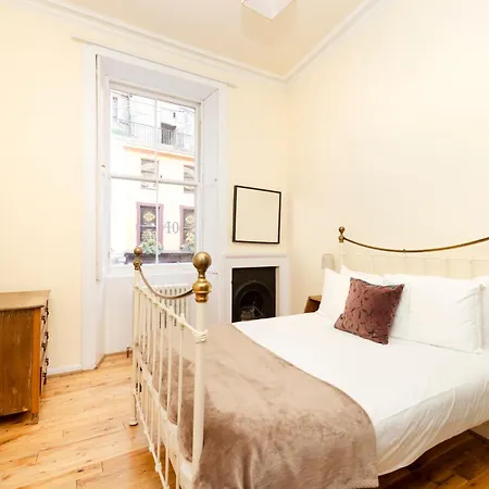Joivy Charming Flat Near St Giles *