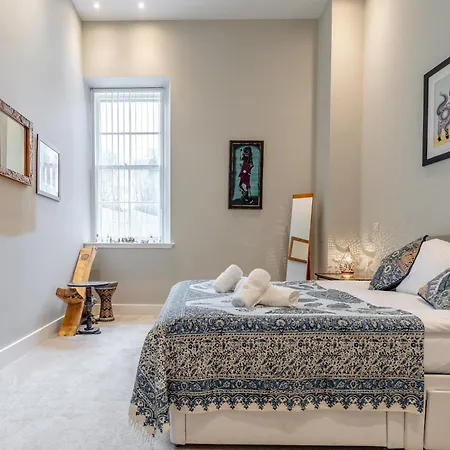 Unique Two Bed In شقة *