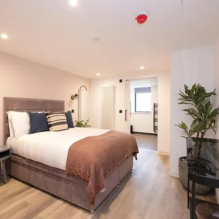 Charming Near Holyrood Park & Calton Hill Appartement *
