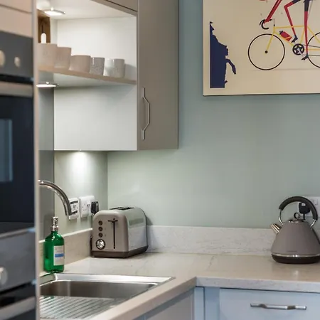 The Cobbled Rider Edinburgh