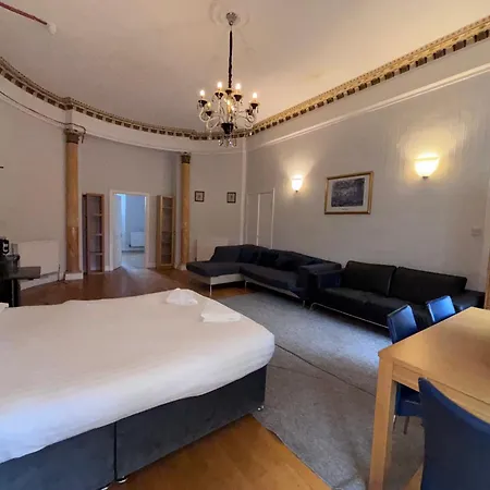 Park View House Hotel 3*