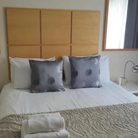 Hopetoun With Free Parking *