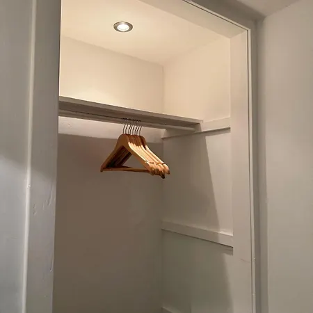 Single With Beautiful Garden 홈스테이 에든버러