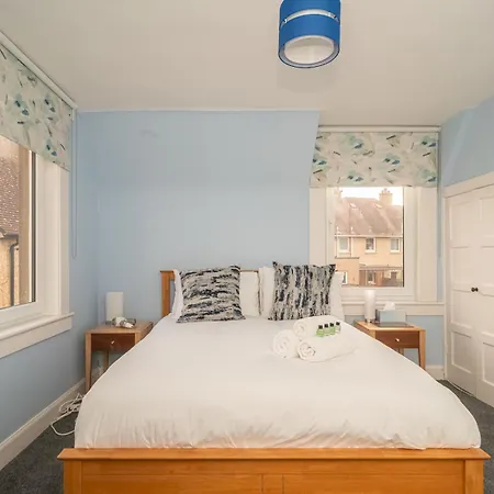 펜션 Charming Family House In Rosewell - Pass The Keys *
