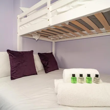 Charming Family House In Rosewell - Pass The Keys Nyaraló Edinburgh