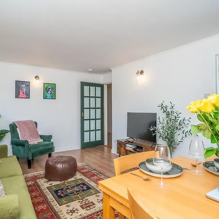 1 Bedroom Beachside Pass The Keys