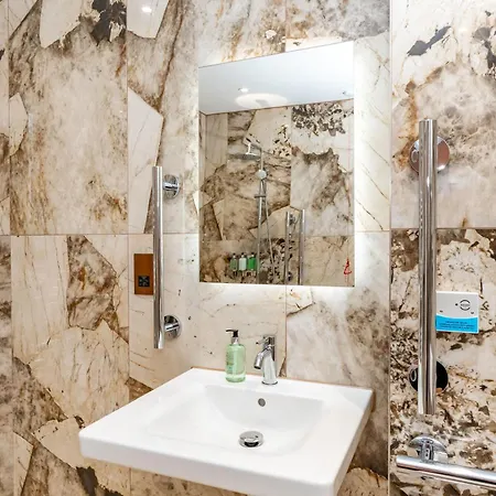 Dragon Luxury At 9 Albyn Place Daire