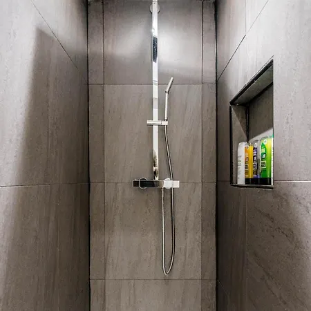 Apartment Cozy-free Parking-12 Mins Center