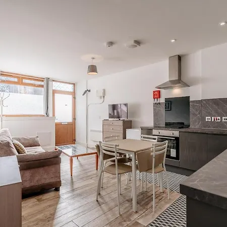 Cozy-free Parking-12 Mins Center Appartamento *