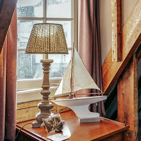 Ords Loft Royal Mile Historic *