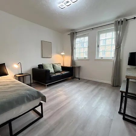 Causewayside Free Parking Edinburgh