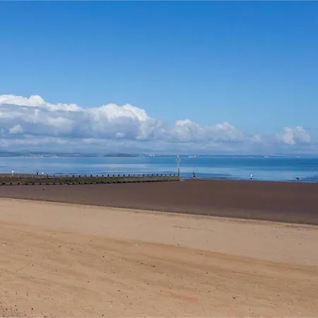 Apartment Seaside Luxury - 2min To - 20min Centre *