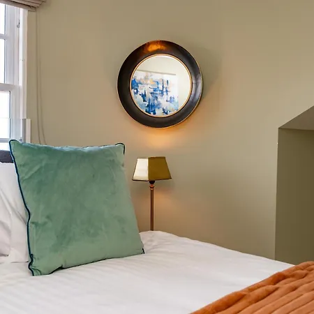 Dragon Luxury At 9 Albyn Place Apartment *