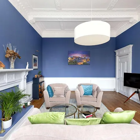 Joivy Spacious 2-bedroom Ground Floor Flat Lägenhet Edinburg