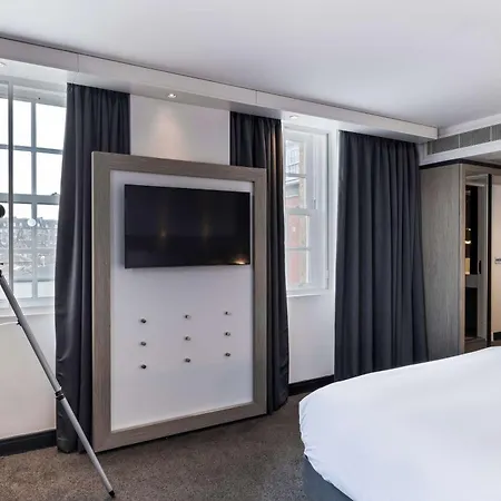 מלון Radisson Blu Hotel, Centre אדינבורו