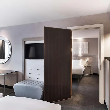 Radisson Blu Hotel, Centre Hotel