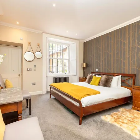 Apartmán Joivy Ultra Luxe Near Princes Street *