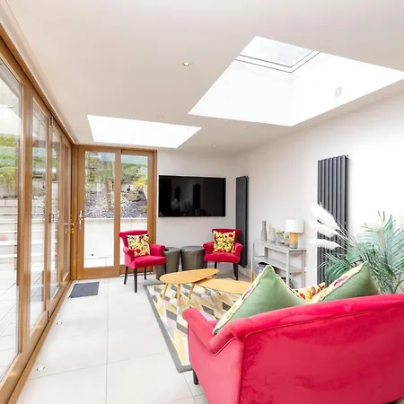 Joivy Ultra Luxe Near Princes Street *