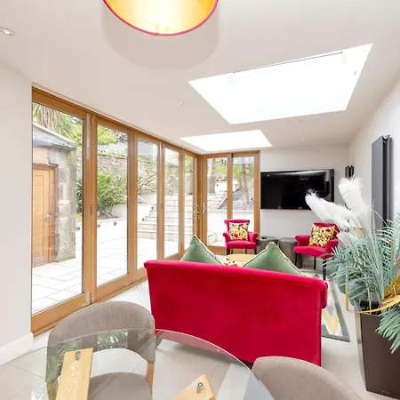 Joivy Ultra Luxe Near Princes Street Edinburgh