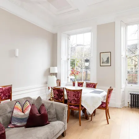 Joivy Ultra Luxe Near Princes Street Lejlighed