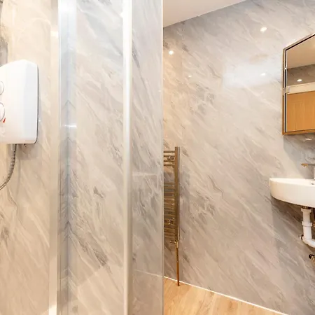 Joivy 3br Flat In Haymarket With Free Parking * Édimbourg