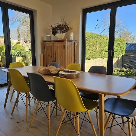 Tatil Evi Kaimes Bright Garden Getaway Edinburgh