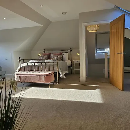 Kaimes Bright Garden Getaway Tatil Evi Edinburgh