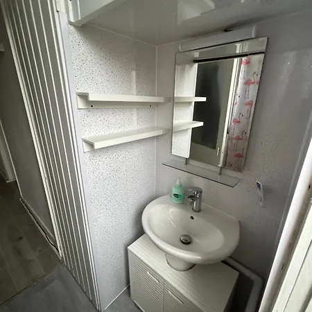 Bright Bedroom With King Side Bed And Share Bathroom Apartment *