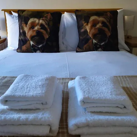 Old Town - Royal Mile Neighbour 2-bed * 爱丁堡