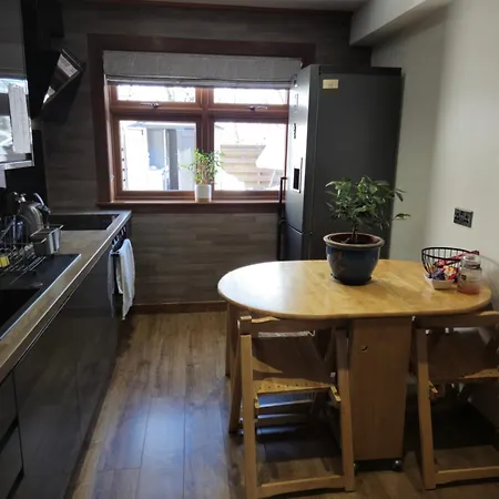 Self-catering Extended Family