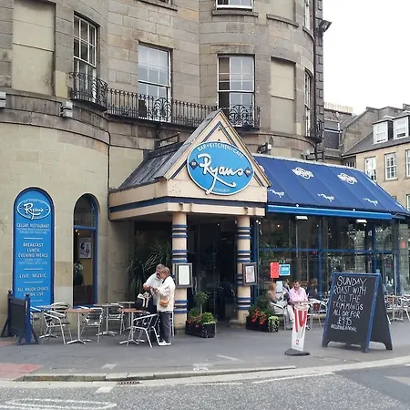 Edinburgh Group Apartments * Edinburgh