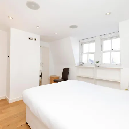 Joivy Superb Flats In The Heart Of